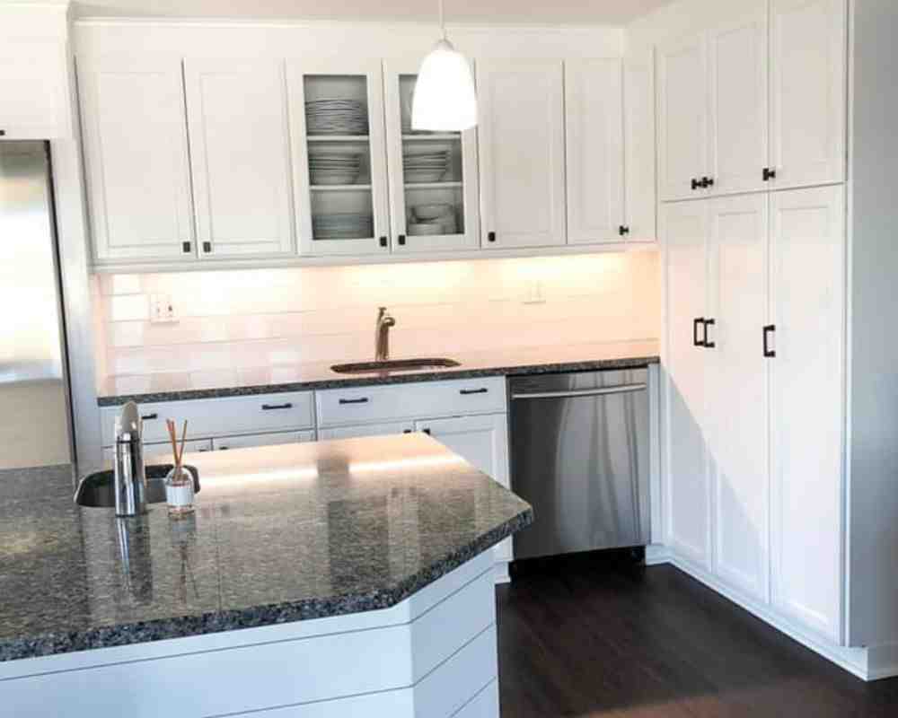 kitchen cabinet painting